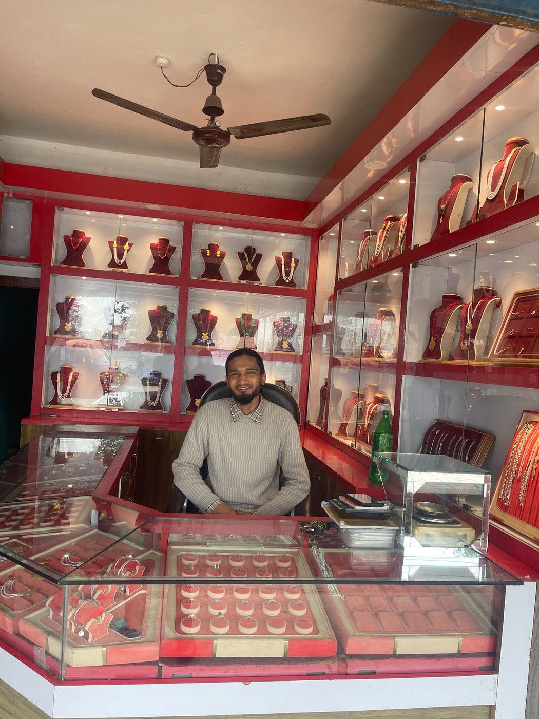 Padampur Sun Chandi Pasal